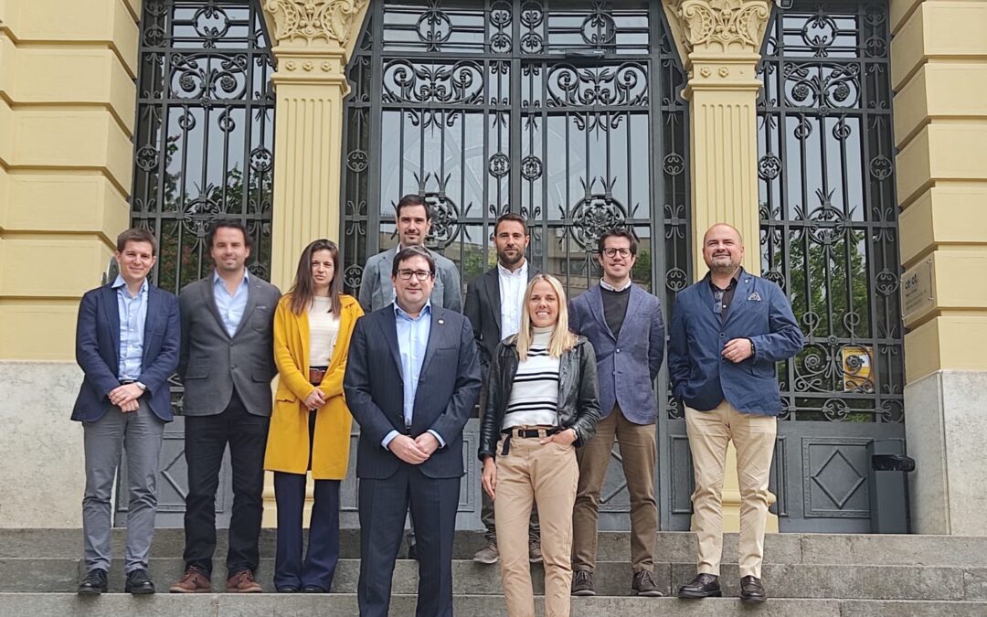 Rebem la visita de l’AIJEC per compartir idees i experiències